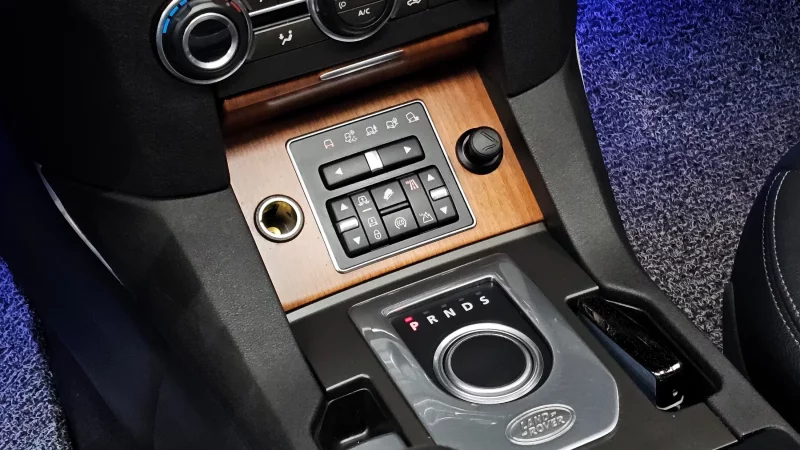 Land Rover DISCOVERY