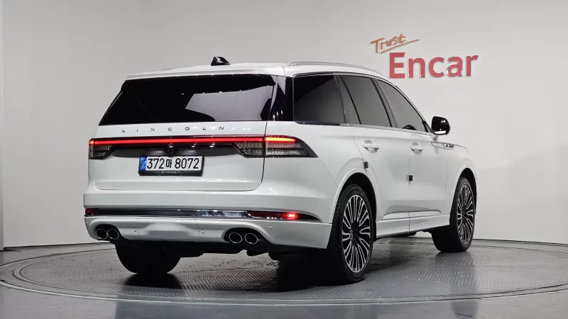 Lincoln Aviator