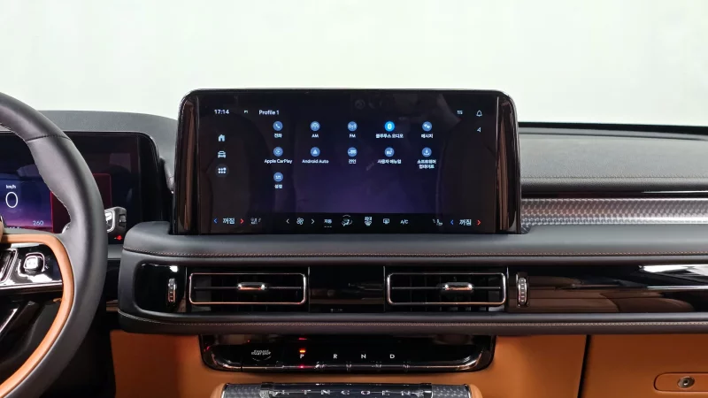 Lincoln Aviator