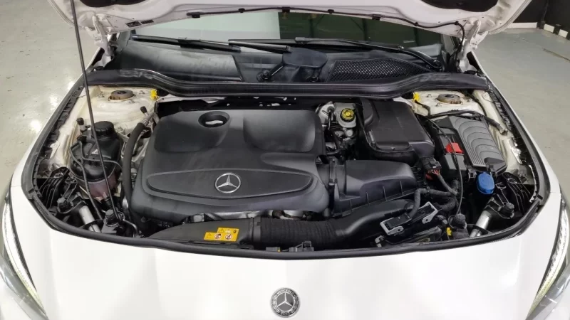 Mercedes-Benz CLA-Class