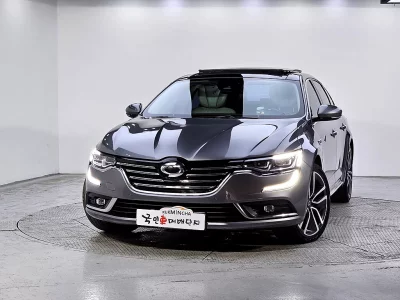 Renault SM6