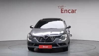 Renault SM6