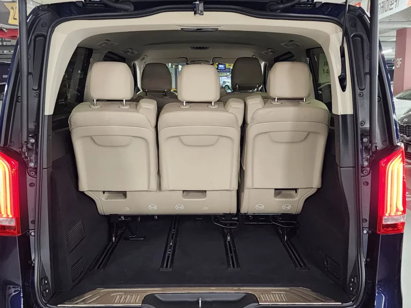 Mercedes-Benz V-Class