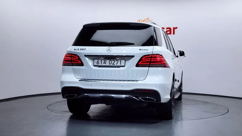 Mercedes-Benz GLE-Class