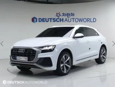 Audi Q8
