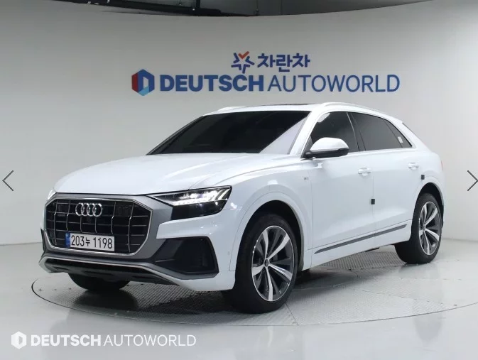 Audi Q8