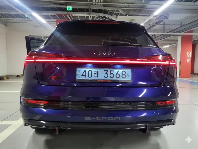 Audi e-tron