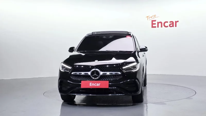 Mercedes-Benz GLA-Class