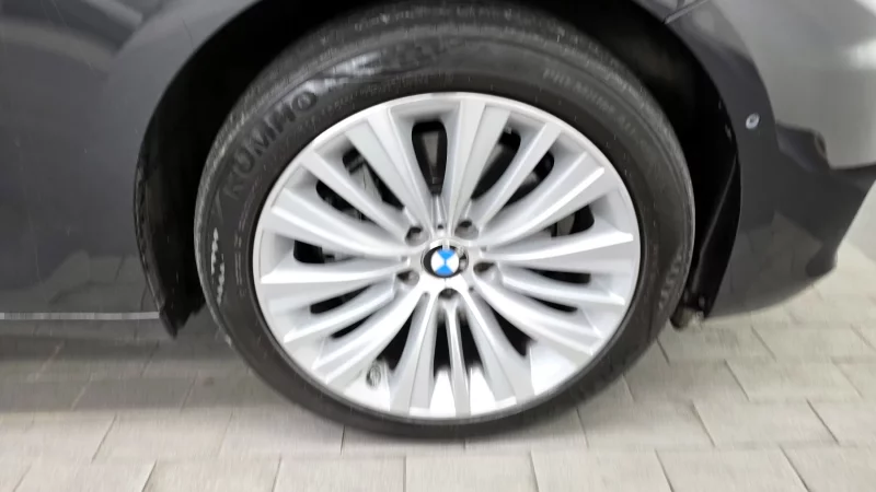 BMW 5-Series Gran Turismo