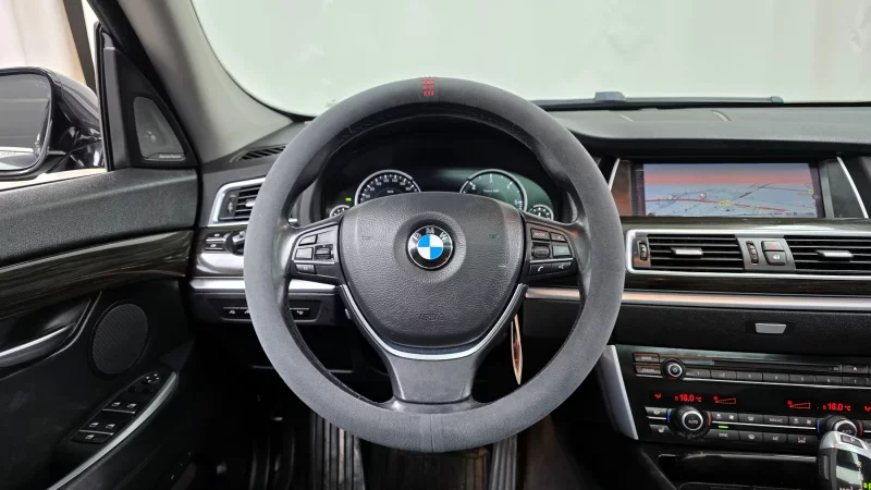 BMW 5-Series Gran Turismo