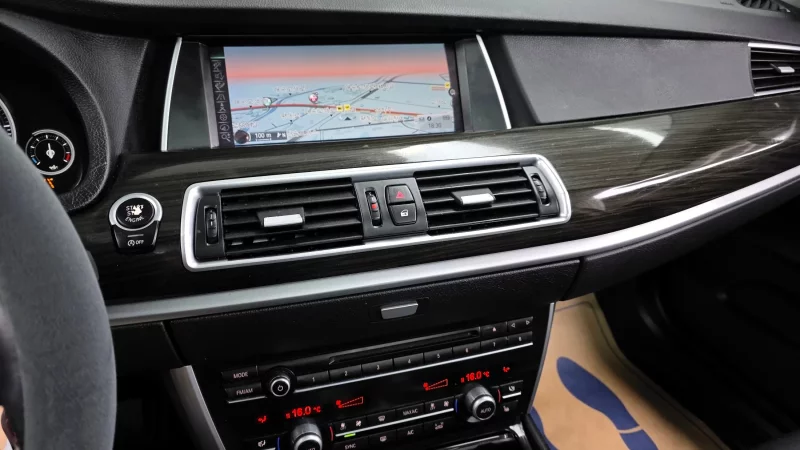 BMW 5-Series Gran Turismo