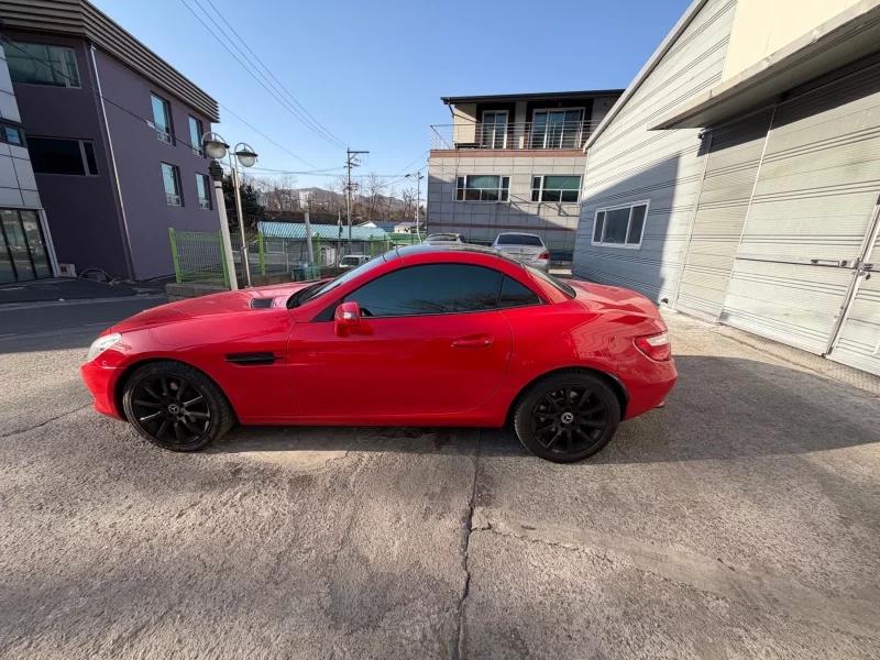 Mercedes-Benz SLK-Class