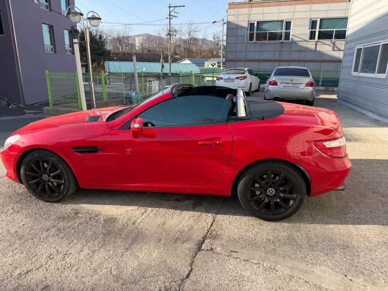 Mercedes-Benz SLK-Class