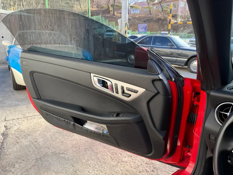 Mercedes-Benz SLK-Class