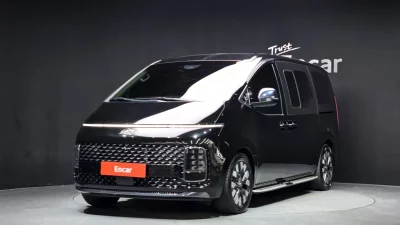 Hyundai Staria