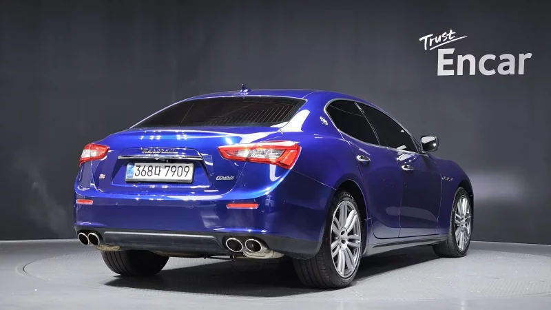 Maserati Ghibli