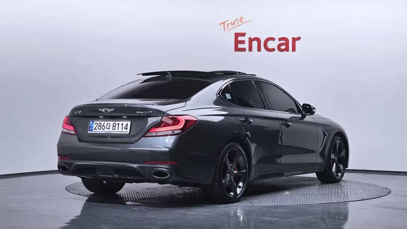 Genesis G70