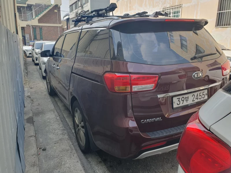 Kia Carnival