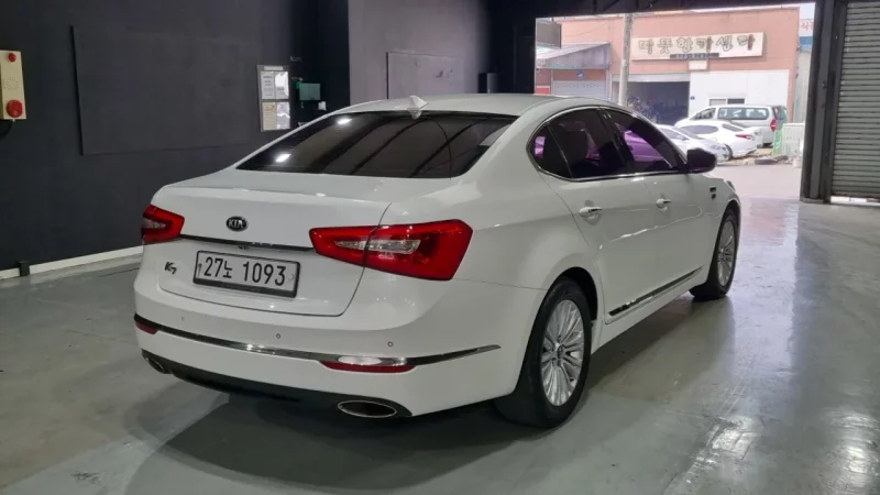 Kia K7