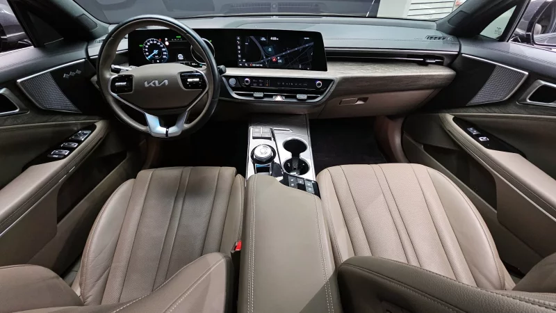 Kia K8