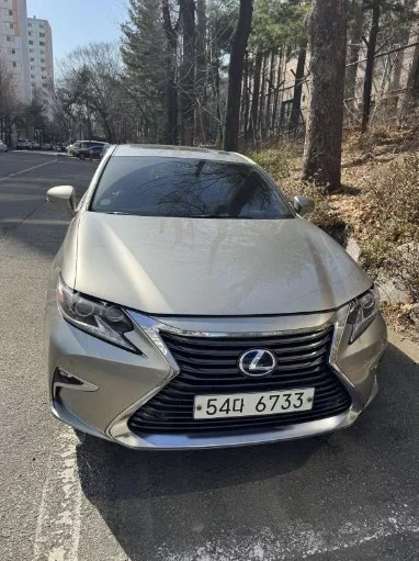 Lexus ES300h