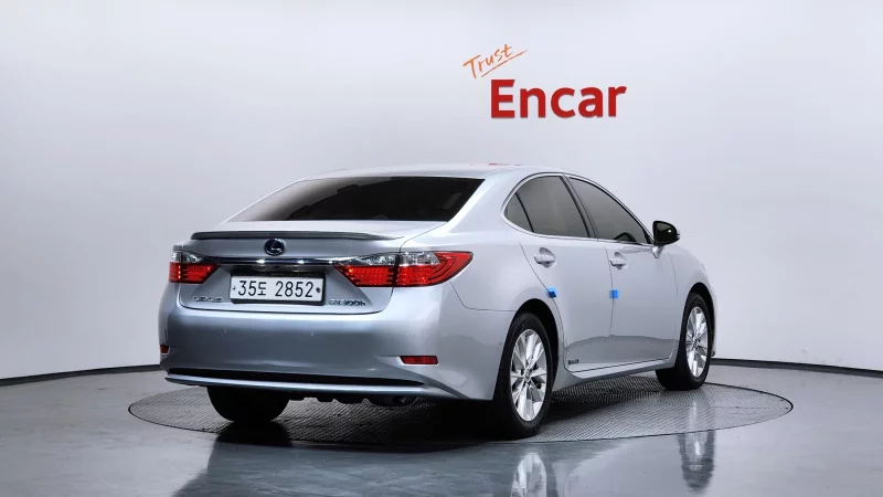 Lexus ES300h