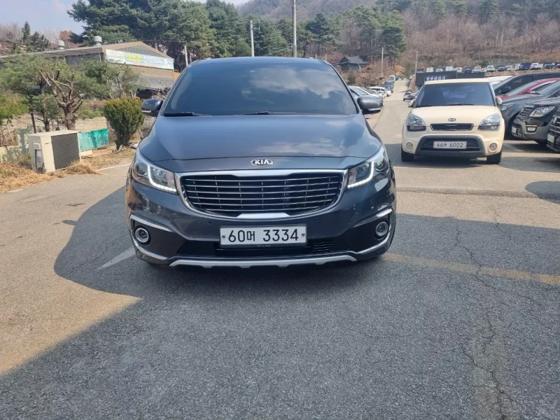 Kia Carnival