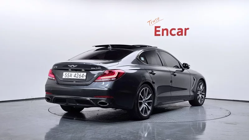 Genesis G70