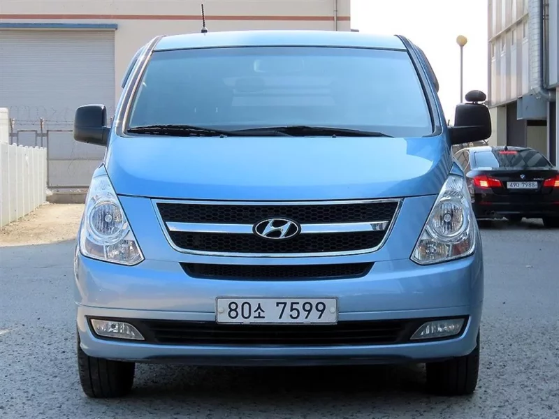 Hyundai Grand Starex