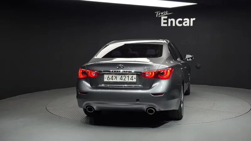 Infiniti Q50