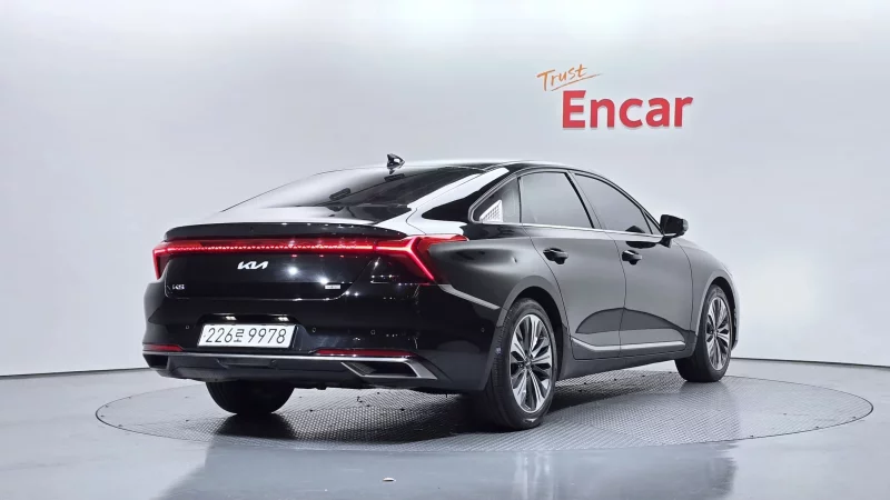 Kia K8