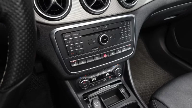 Mercedes-Benz GLA-Class