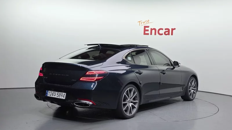 Genesis G70