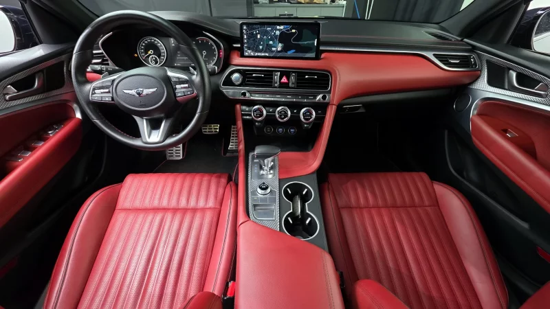 Genesis G70