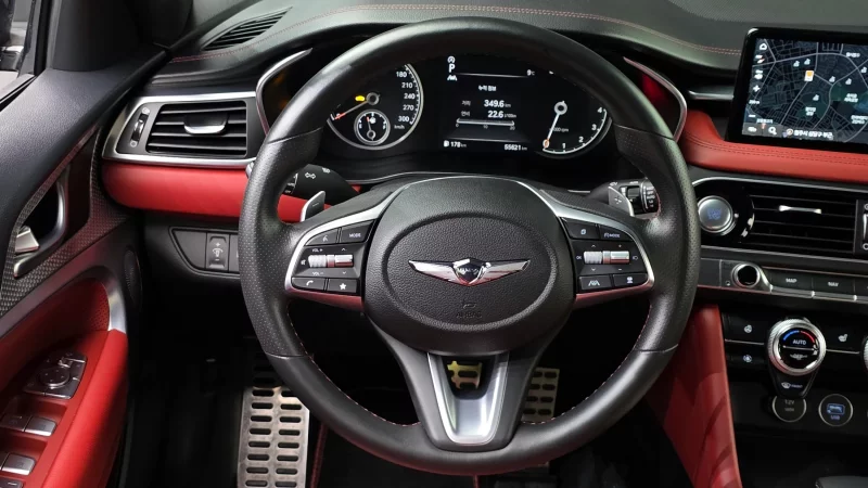 Genesis G70