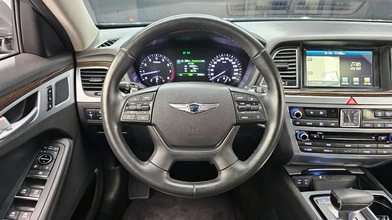 Genesis G80