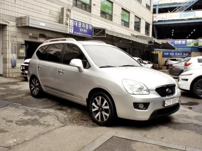 Kia Carens