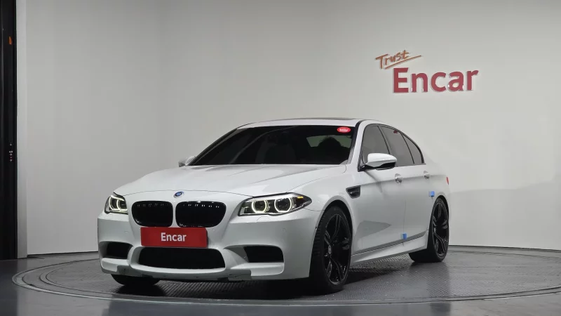 BMW M5