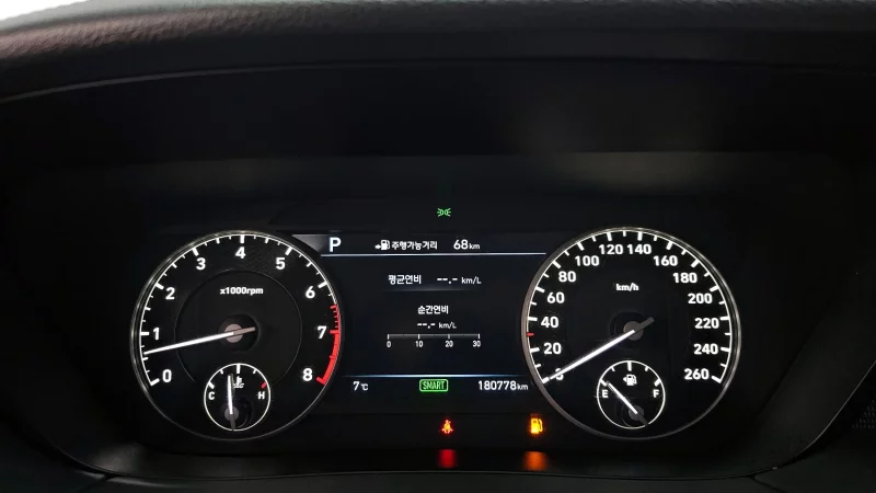 Genesis EQ900