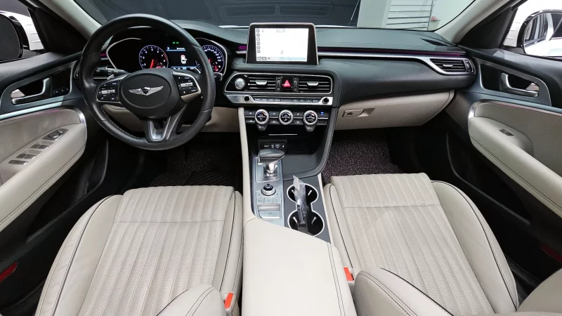 Genesis G70