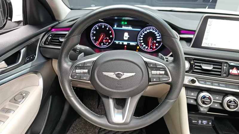 Genesis G70