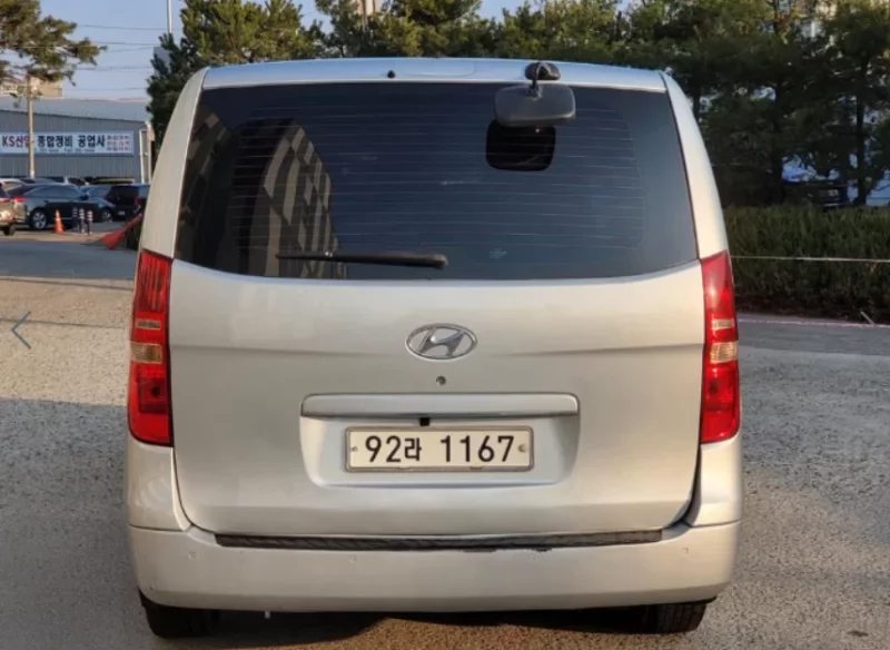 Hyundai Starex