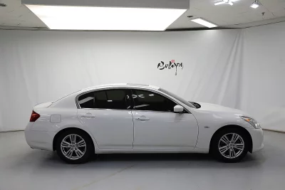 Infiniti G25