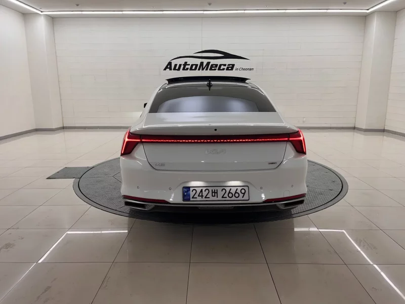 Kia K8