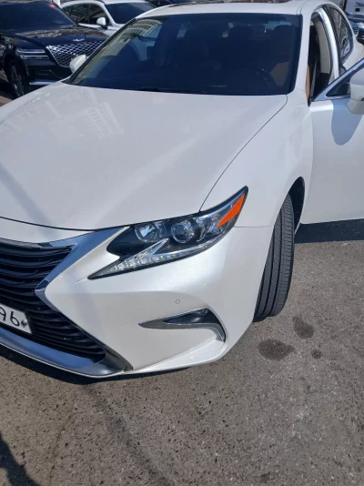 Lexus ES300h