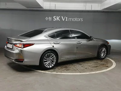 Lexus ES300h