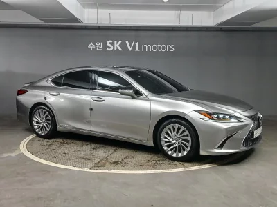 Lexus ES300h