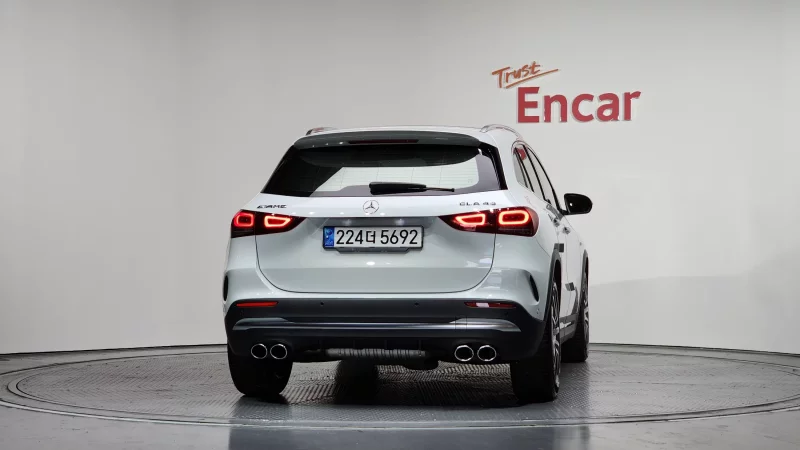 Mercedes-Benz GLA-Class