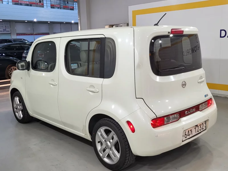 Nissan CUBE