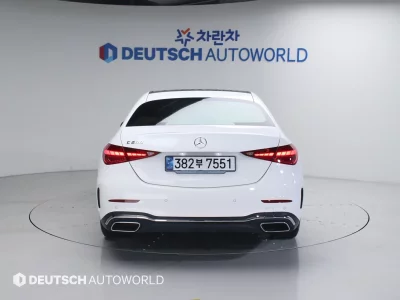 Mercedes-Benz C-Class